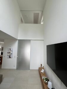 Glastrennwand+Schiebetuer