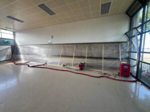 Gymnastikhalle Trocknung